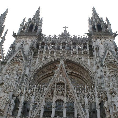 La Savane Du Donjon Rouen Kültér fotó