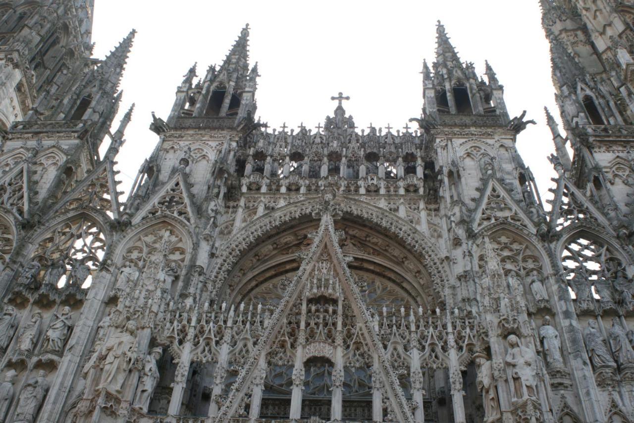 La Savane Du Donjon Rouen Kültér fotó